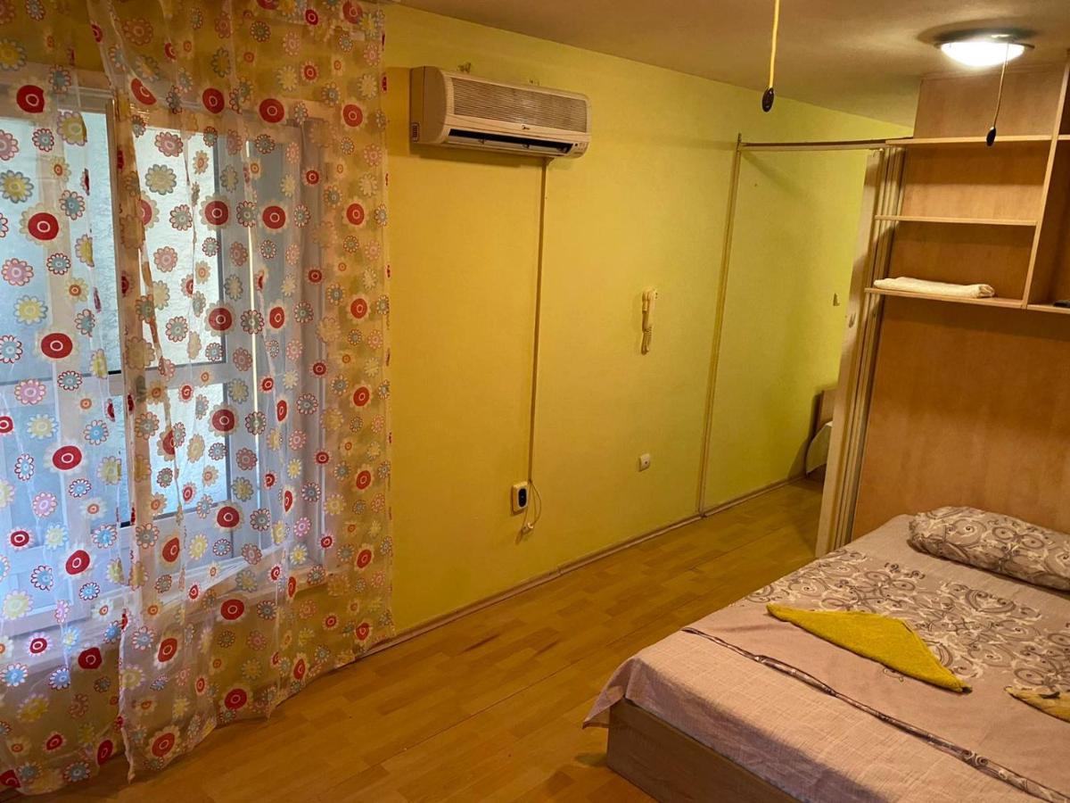 Apartment Karavelov 瓦爾納 外观 照片